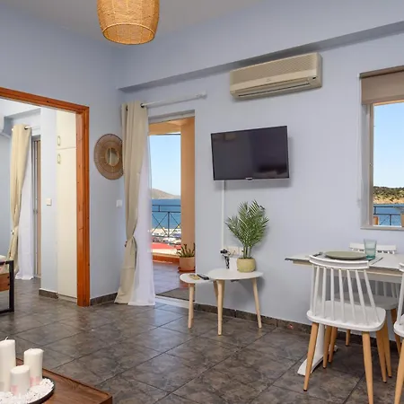 Kalokairi Agios Nikolaos (Crete)